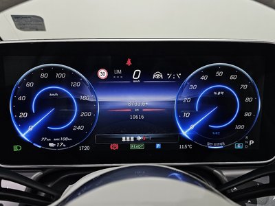 MERCEDES-BENZ EQE - 8