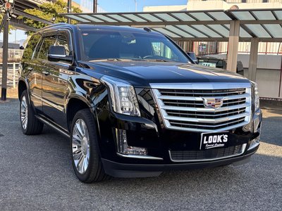 CADILLAC ESCALADE - 4