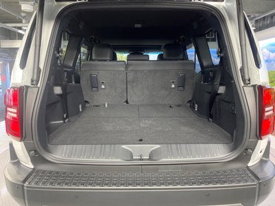TOYOTA LAND CRUISER 250 - 10