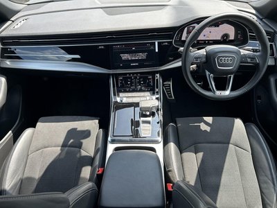 صورة 2 لـ 2022 AUDI Q8