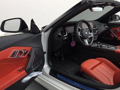 2024 BMW Z4 thumbnail 13