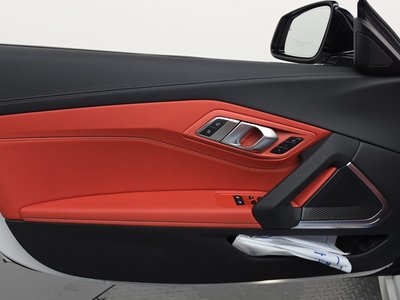 2024 BMW Z4 thumbnail 14