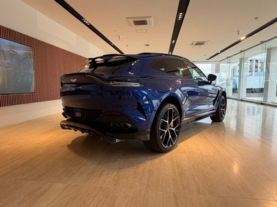 صورة 9 لـ 2024 Aston Martin DBX