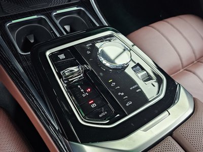 2025 BMW 7 SERIES 缩略图 12
