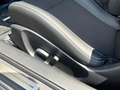 2013 NISSAN SKYLINE COUPE thumbnail 41