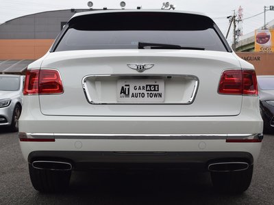 BENTLEY BENTAYGA - 5