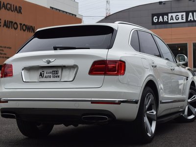BENTLEY BENTAYGA - 4
