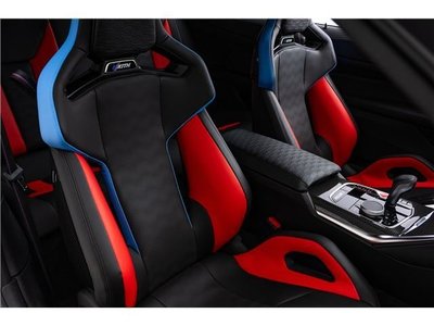 2021 BMW M4 缩略图 59