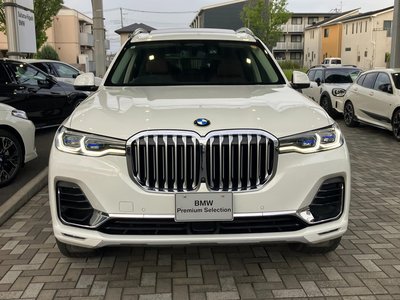 2021 BMW X7 photo 6