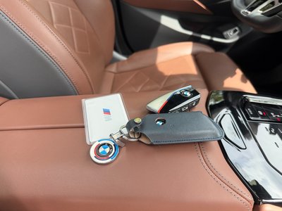 2024 BMW 5 SERIES photo 6
