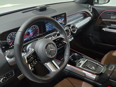 2025 Mercedes-BENZ GLB thumbnail 15