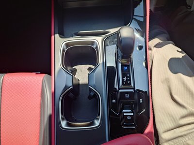 صورة مصغرة 16 لـ 2025 Lexus NX