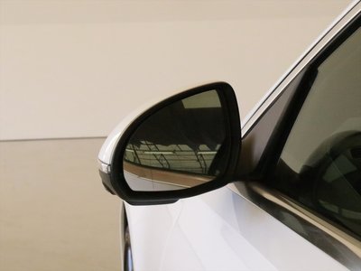 2023 Mercedes-BENZ C-CLASS photo 6