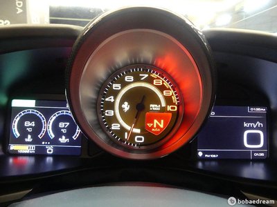 FERRARI GTC4 LUSSO - 8