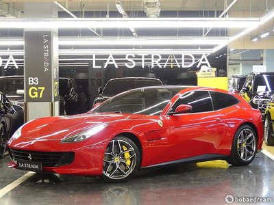 FERRARI GTC4 LUSSO - 2