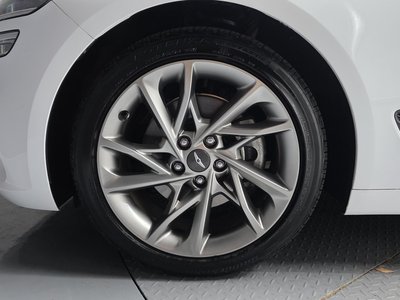 صورة 6 لـ 2022 GENESIS THE NEW G70