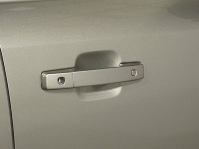 LAND ROVER DEFENDER 2024 thumbnail 34