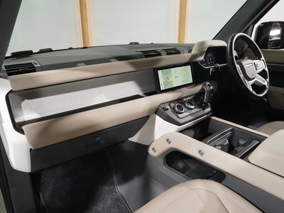 LAND ROVER DEFENDER 2024 thumbnail 21
