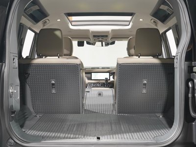 LAND ROVER DEFENDER 2024 thumbnail 23