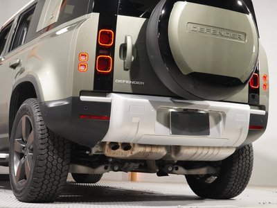 LAND ROVER DEFENDER 2024 thumbnail 36
