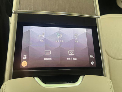 2025 LAND Rover RANGE ROVER 缩略图 16