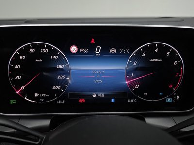 MERCEDES-BENZ GLC - 8