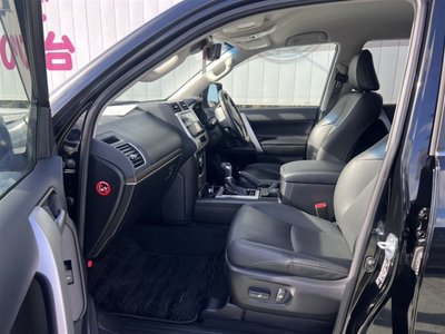 TOYOTA LAND CRUISER PRADO - 9