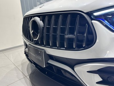 MERCEDES-BENZ GLC AMG - 10