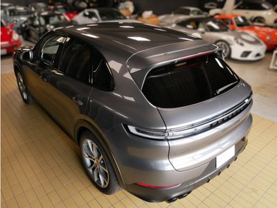 PORSCHE CAYENNE - 6
