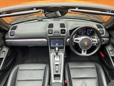 PORSCHE BOXSTER - 4
