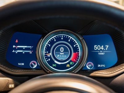 2017 Aston Martin DB11 照片 20