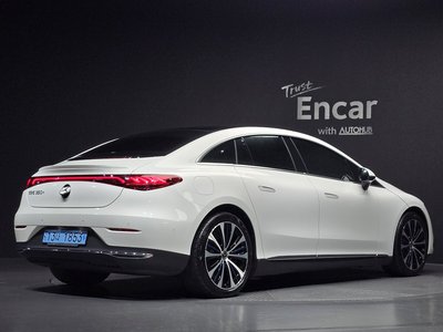 MERCEDES-BENZ EQE - 4