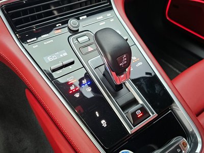 PORSCHE PANAMERA - 9