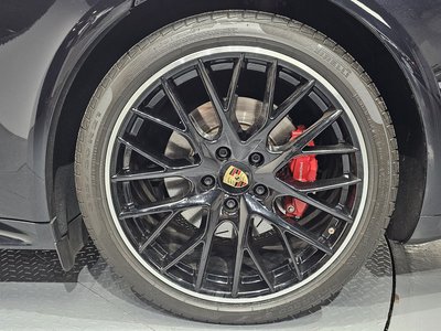 PORSCHE PANAMERA - 8