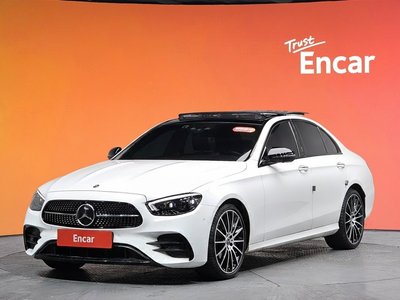 MERCEDES-BENZ E-CLASS - 1