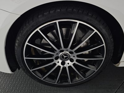 MERCEDES-BENZ E-CLASS - 6