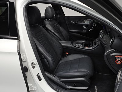 MERCEDES-BENZ E-CLASS - 10