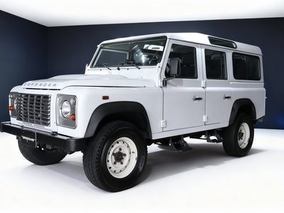 LAND ROVER DEFENDER - 5