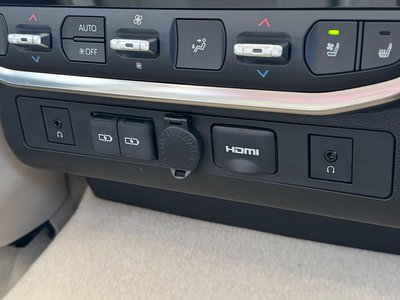 2026 Toyota LAND CRUISER 300 缩略图 73