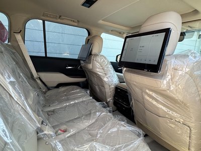 2026 Toyota LAND CRUISER 300 缩略图 36