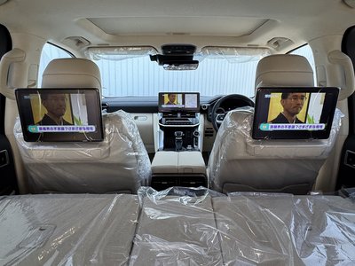 2026 Toyota LAND CRUISER 300 缩略图 5
