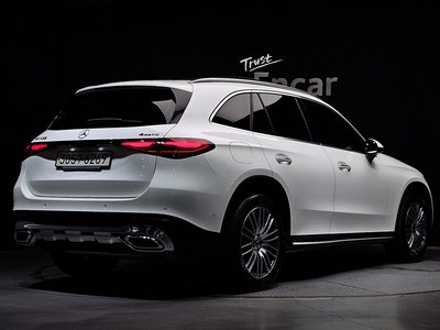MERCEDES-BENZ GLC - 4