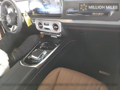 MERCEDES-BENZ G-CLASS 2025 thumbnail 3