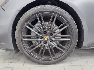 PORSCHE PANAMERA - 6
