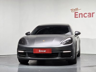 PORSCHE PANAMERA - 2