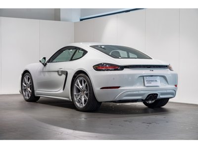 صورة 2 لـ 2024 Porsche 718