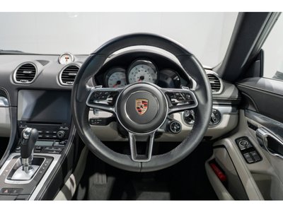 صورة 5 لـ 2024 Porsche 718