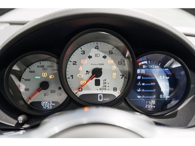 صورة 6 لـ 2024 Porsche 718