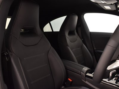MERCEDES-BENZ CLA - 7