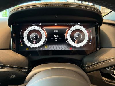 2026 Aston Martin DB12 照片 16